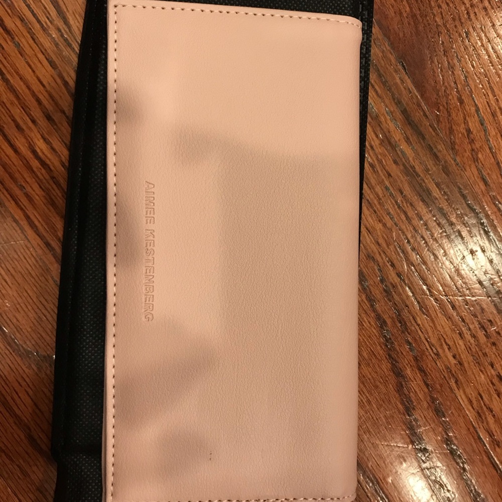 Fabfitfun | Aimee Kestenberg-Marietta Flat Wallet